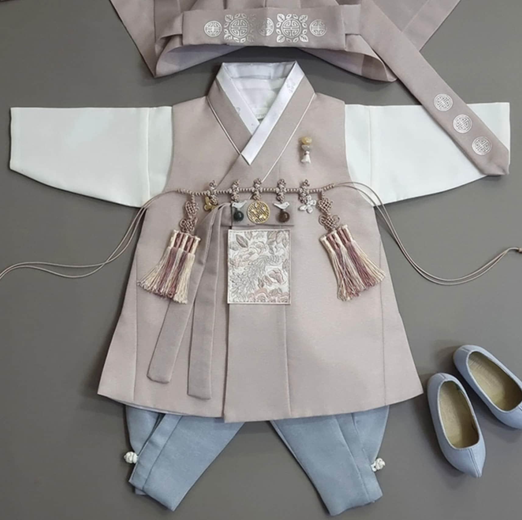 Jeongwoo D.Beige Solid Boy Hanbok (100D-15YR) - Native Korean