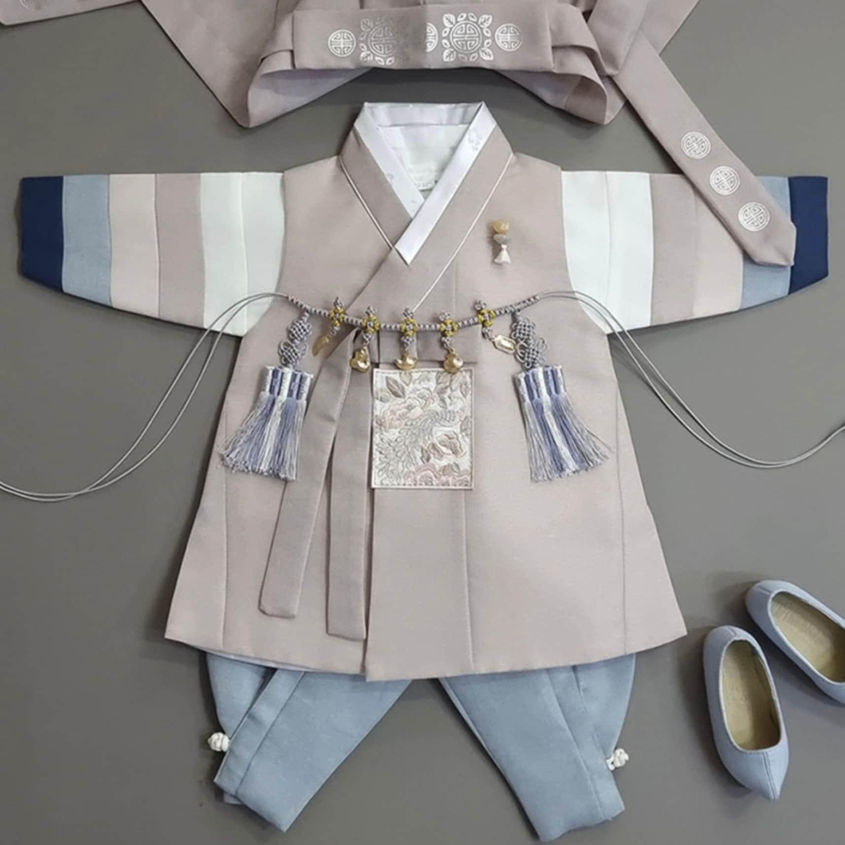 Jeongwoo D.Beige Stripe Boy Hanbok (100D-15YR) - Native Korean