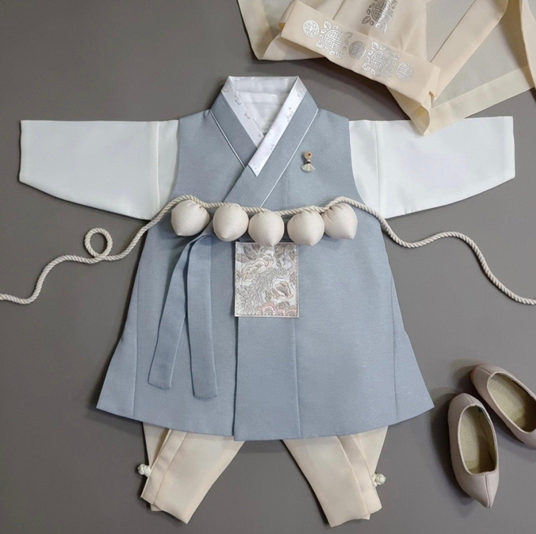 Jeongwoo D.Sky Solid Beige Boy Hanbok (100D-15YR) - Native Korean