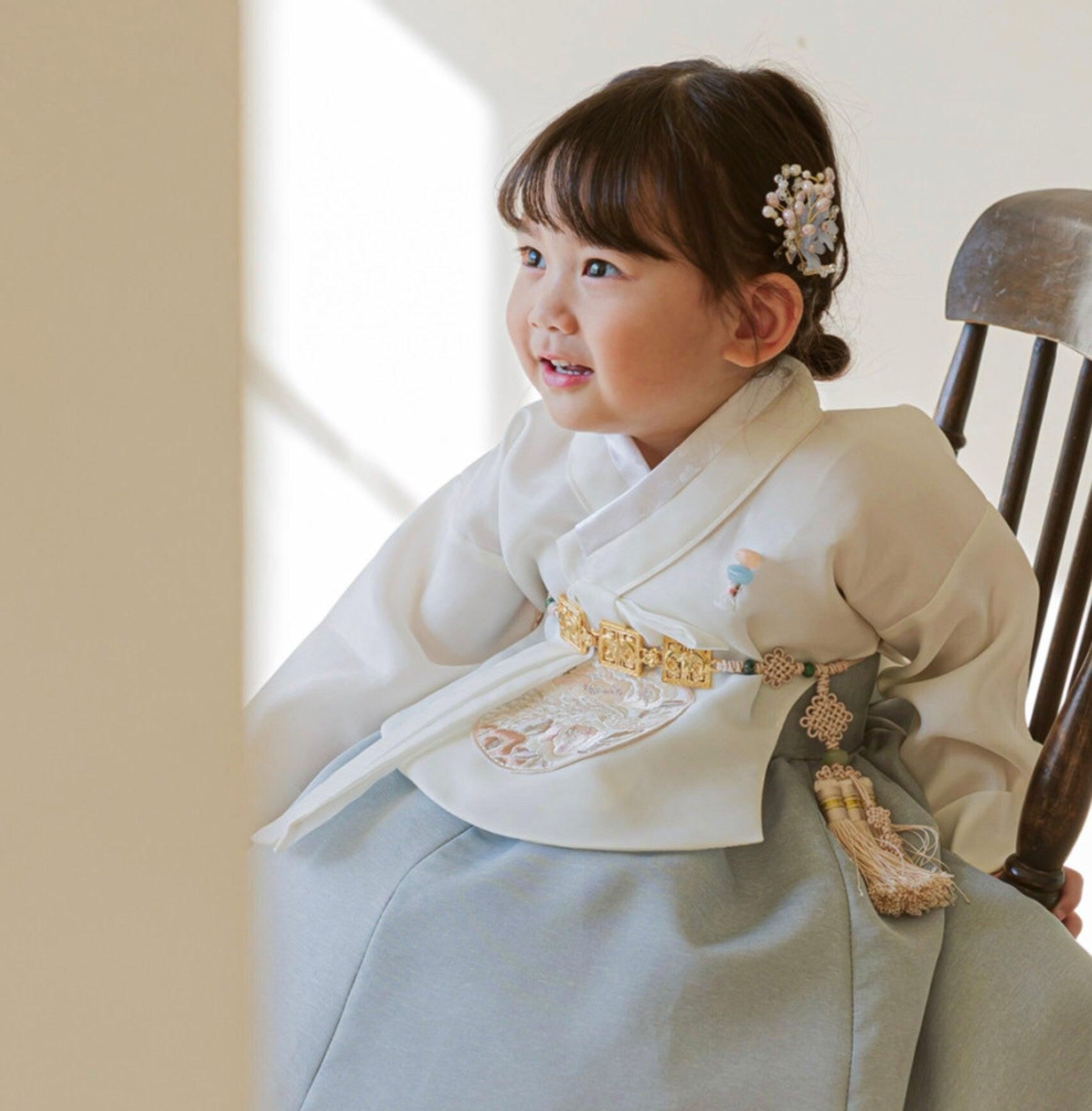 Jeongyun White D.Sky Skirt Girl Hanbok (100D-15YR) - Native Korean