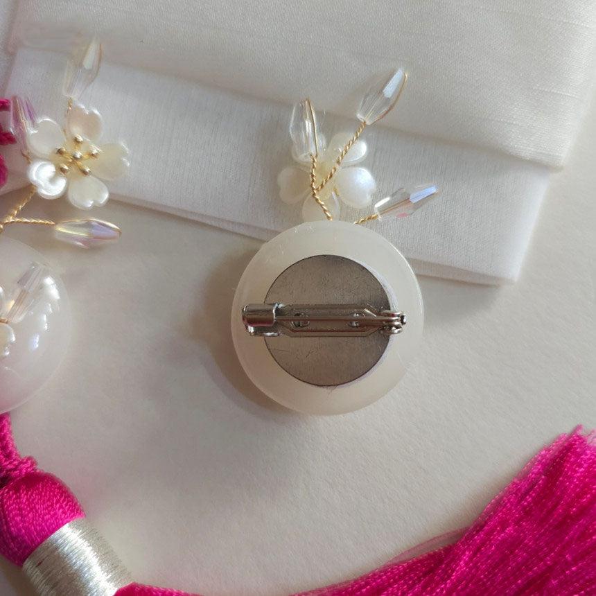 Lily Brooch - Native Korean