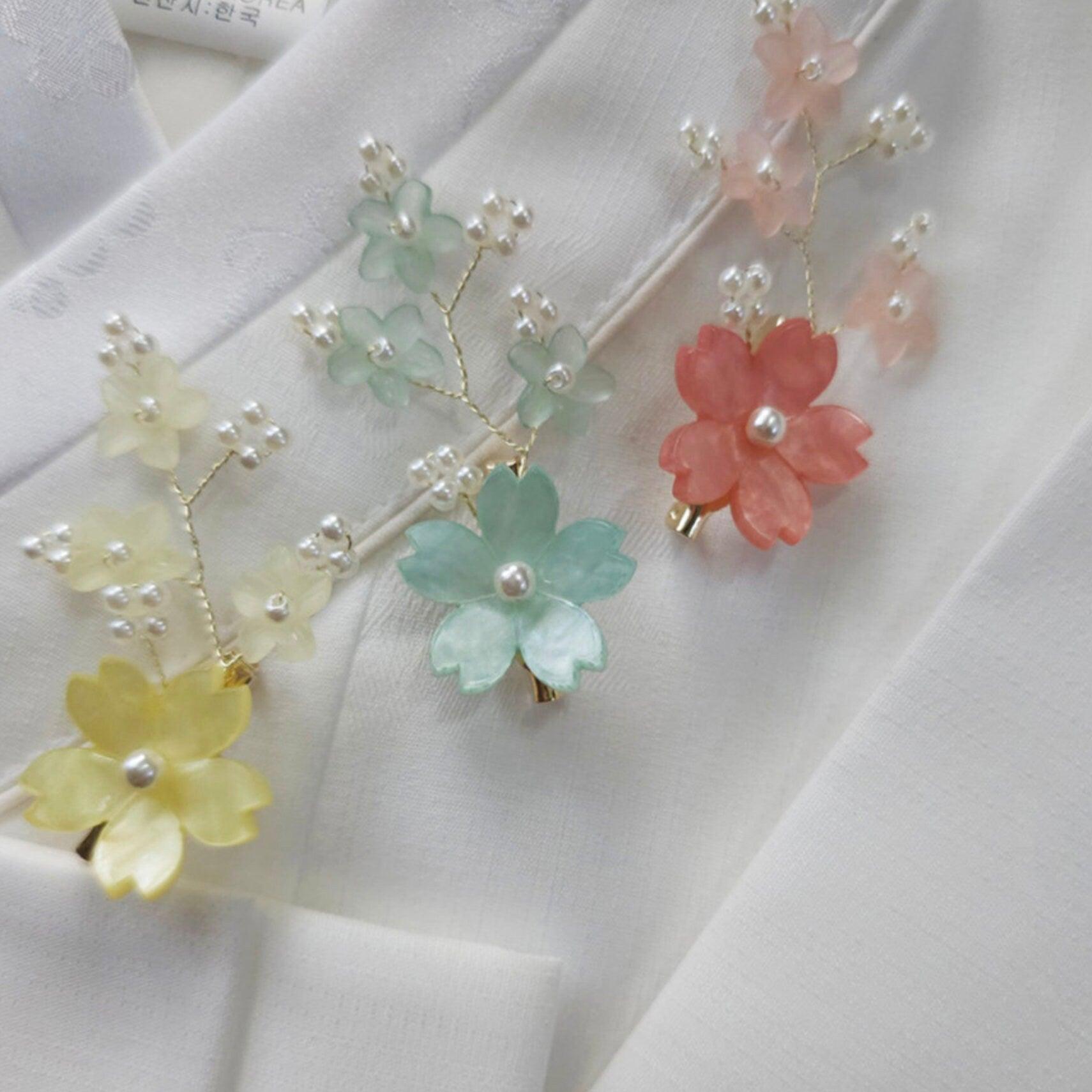 Lustrous Floral Brooch - Native Korean