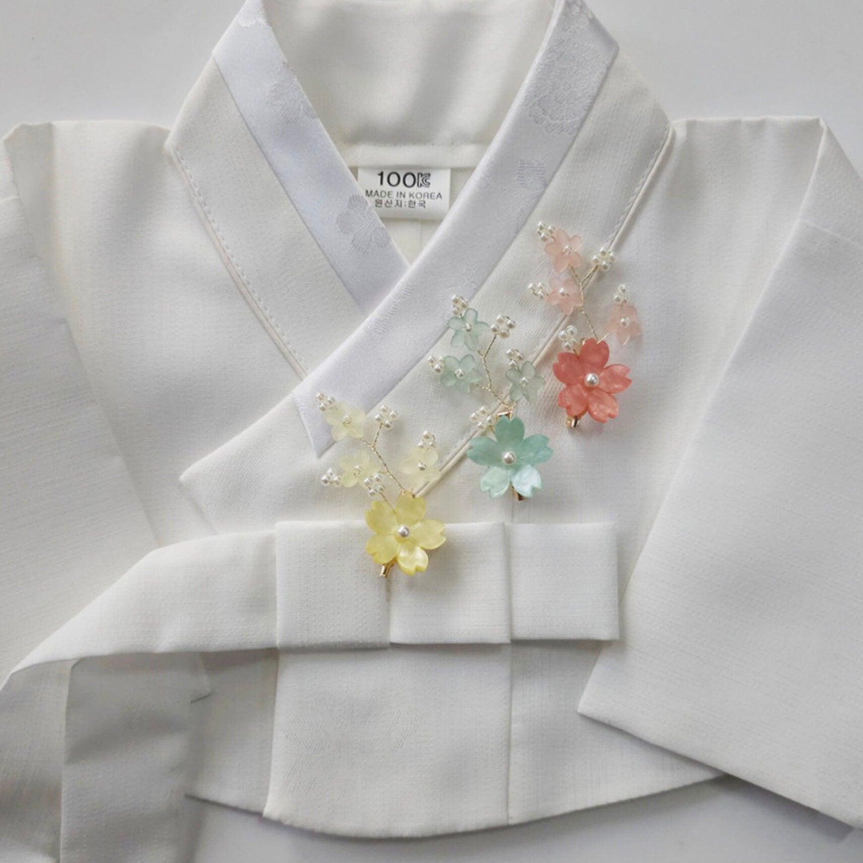 Lustrous Floral Brooch - Native Korean