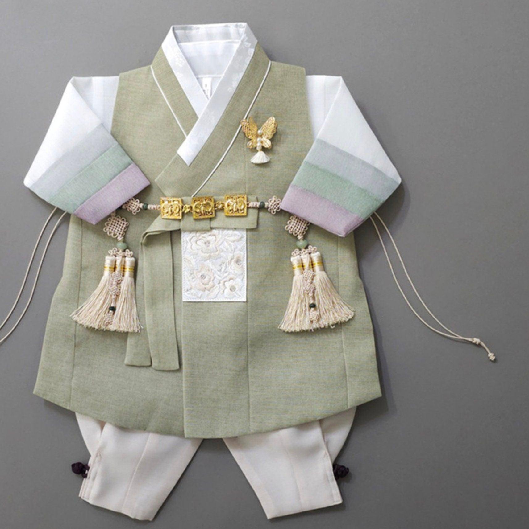 Minho L.Khaki Boy Hanbok (100D-9YR) - Native Korean