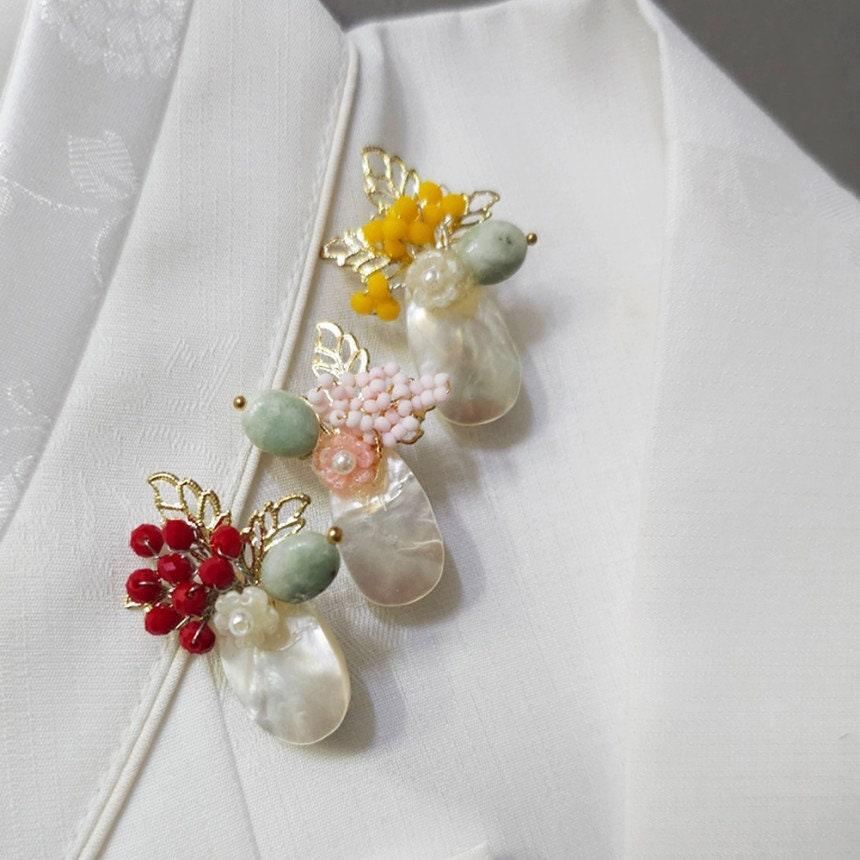 Mother of Pearl Button Brooch - Native Korean