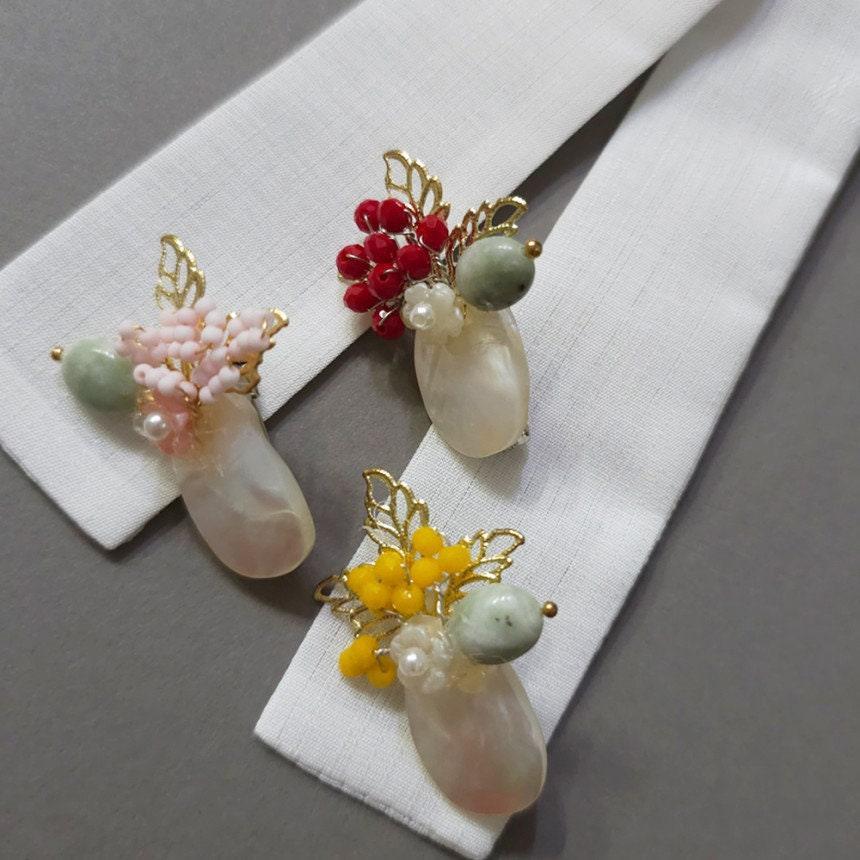 Mother of Pearl Button Brooch - Native Korean