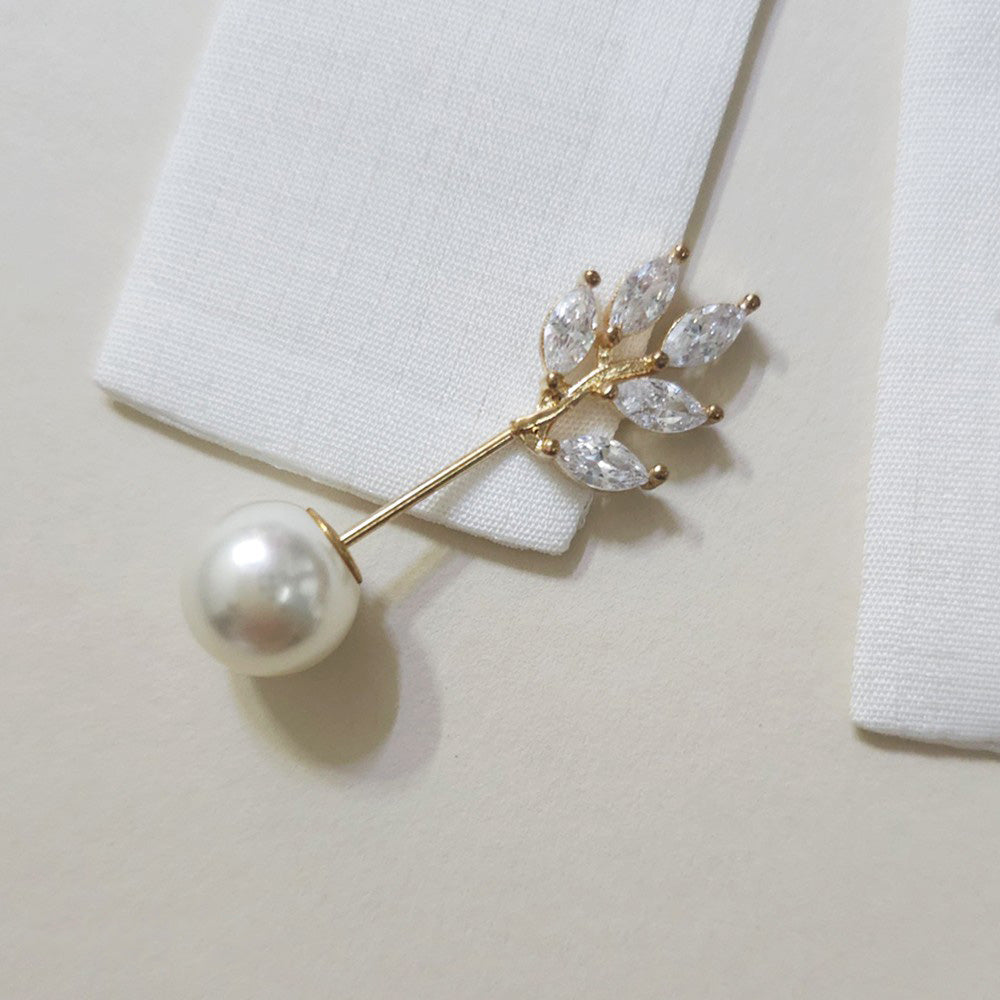 Pearl Leaves Brooch