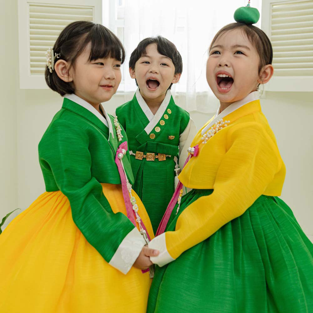 Taeri Green Yellow Girl Hanbok (1-8YR) - Native Korean