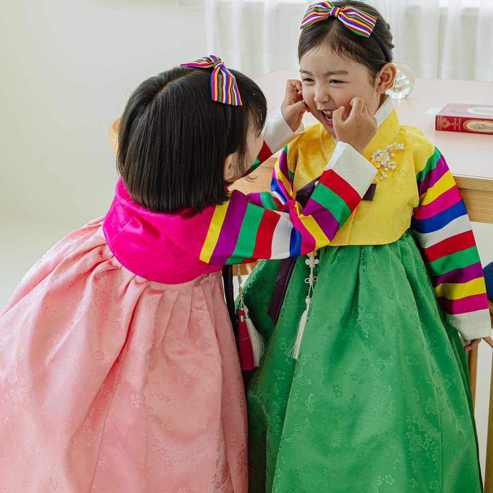 Seunju Yellow Jeogori Green Skirt Girl Hanbok (100D-10YR)