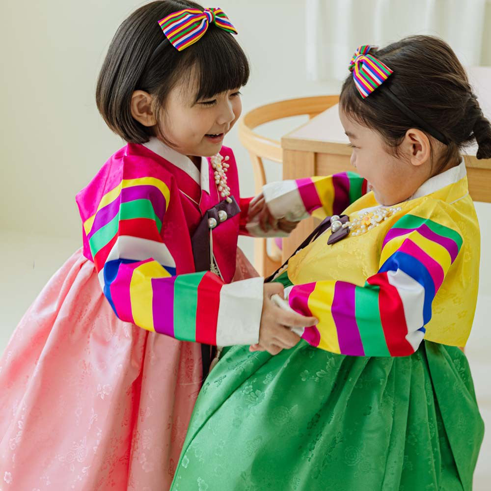 Seunju Yellow Jeogori Green Skirt Girl Hanbok (100D-10YR)