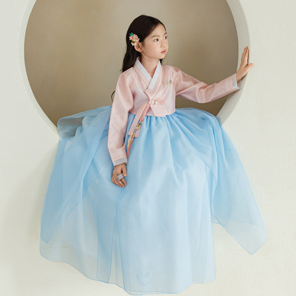 Youl Flared Sky Girl Hanbok (100D-15YR) - Native Korean