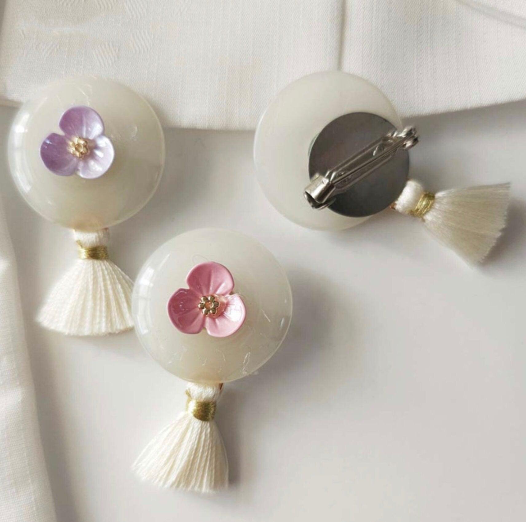 Pastel Floral Button Brooch - Native Korean