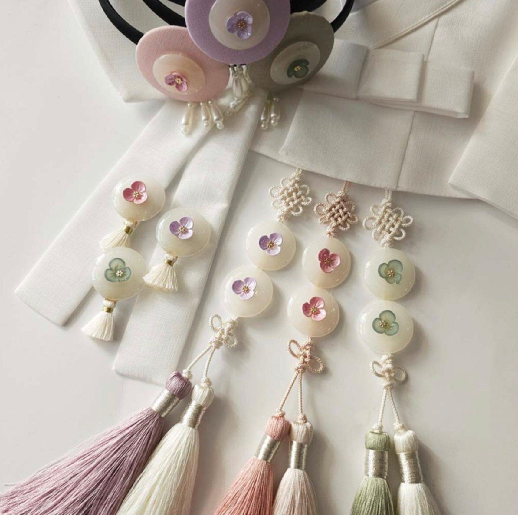 Pastel Floral Button Brooch - Native Korean