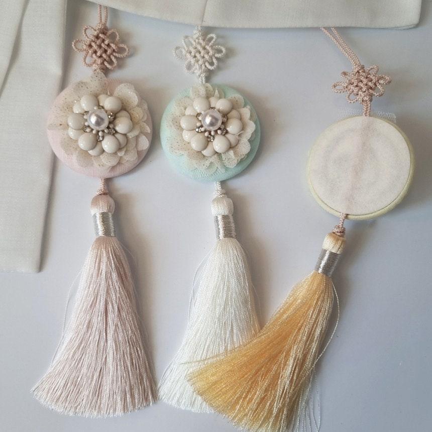 Pearl Daisy Tassel Norigae - Native Korean