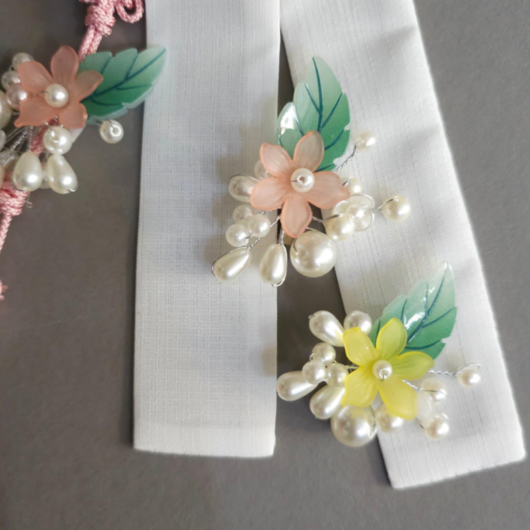 Pearl Flower Brooch - Native Korean