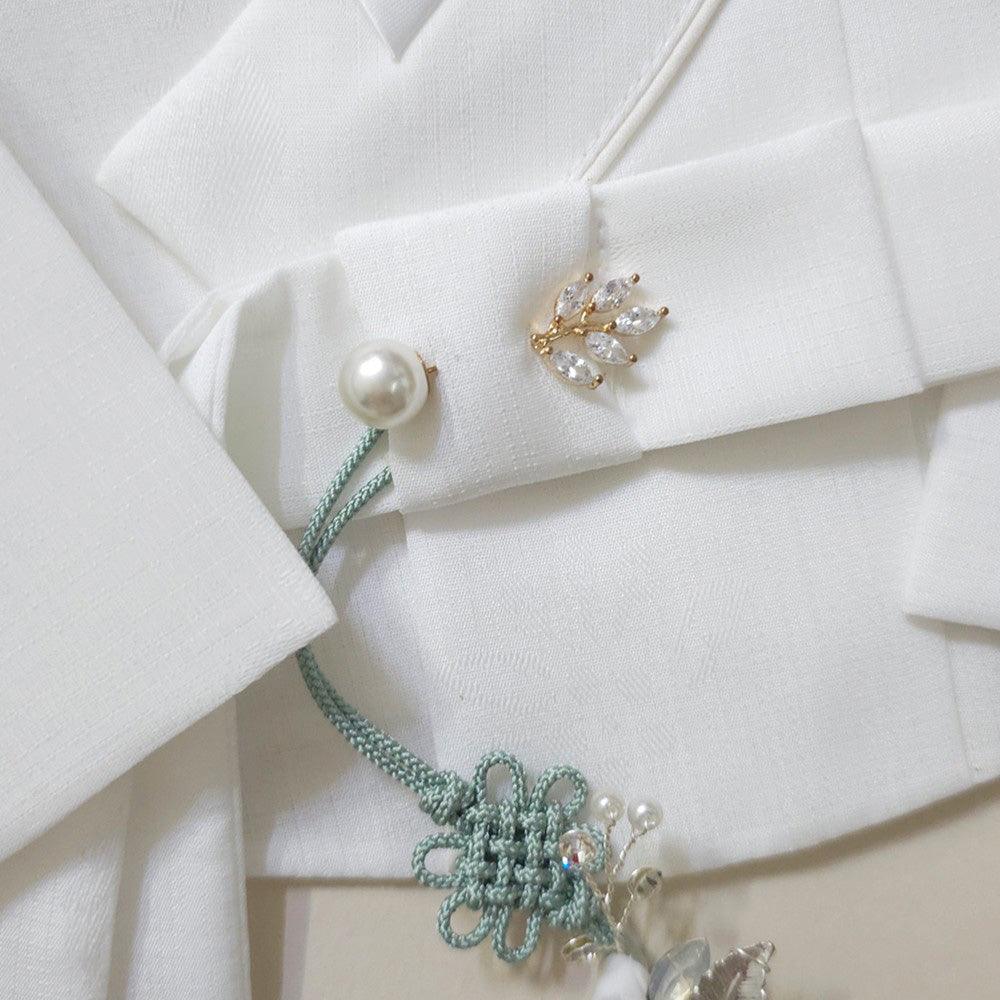 Pearl Leaves Brooch - Native Korean