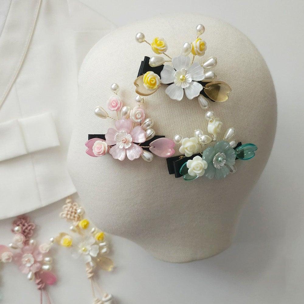 Pearls Floral Hairpin - Native Korean