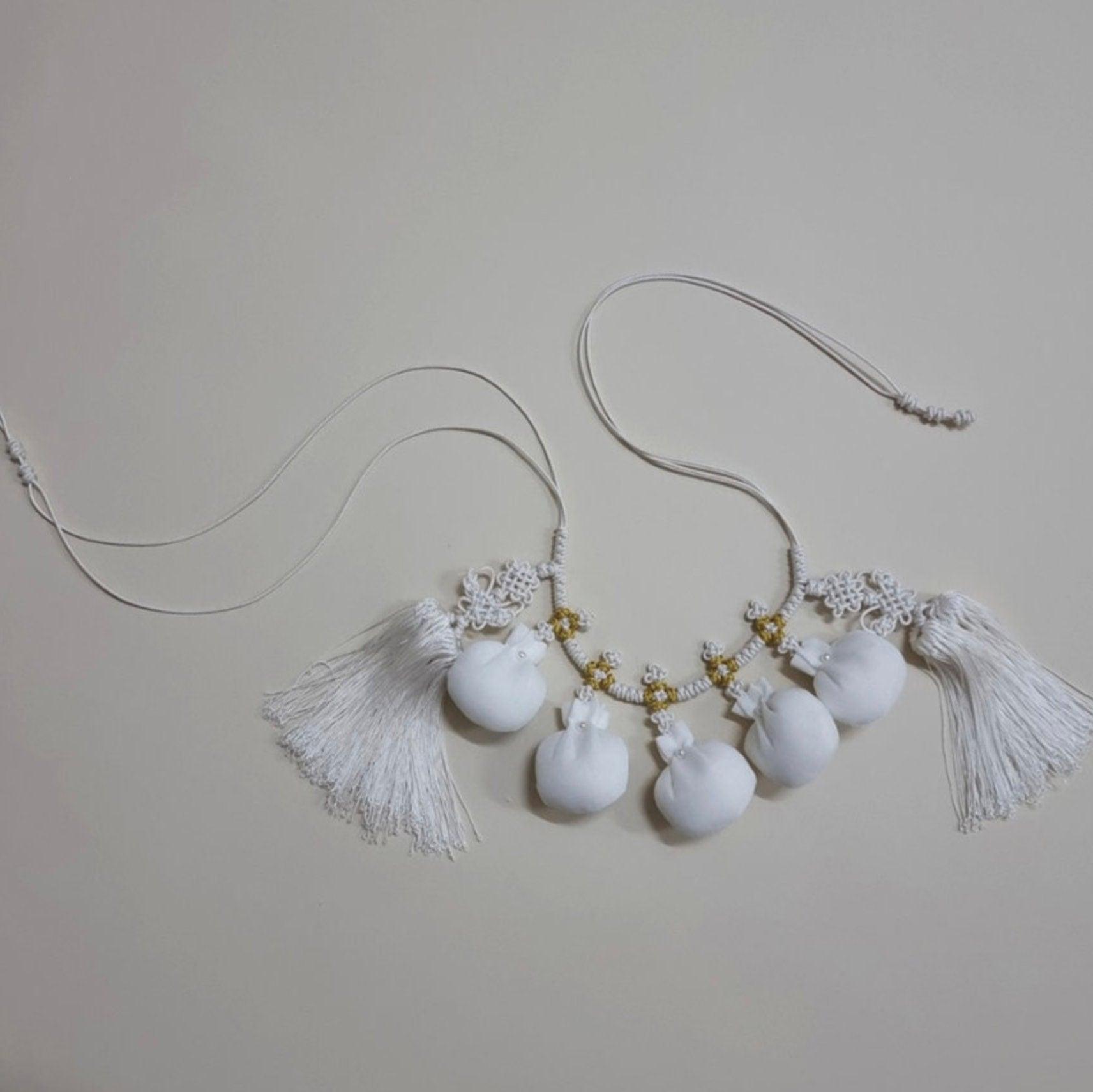 White Cushion Knot Tassel Belt - Native Korean