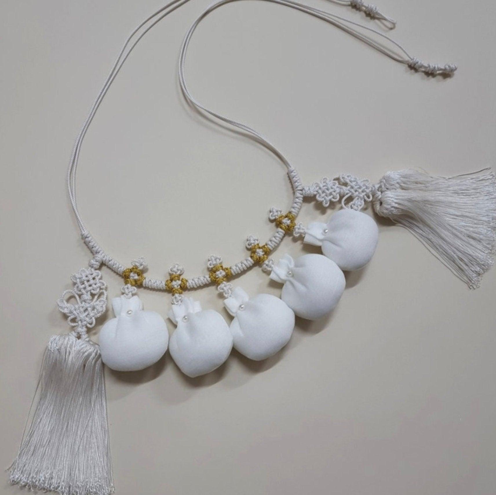 White Cushion Knot Tassel Belt - Native Korean