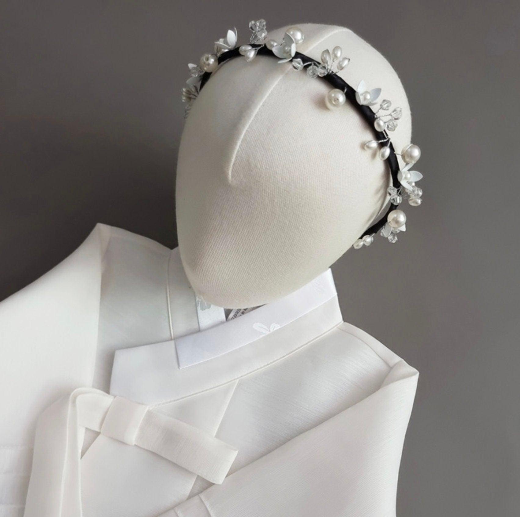 White Pearl Floral Headband - Native Korean