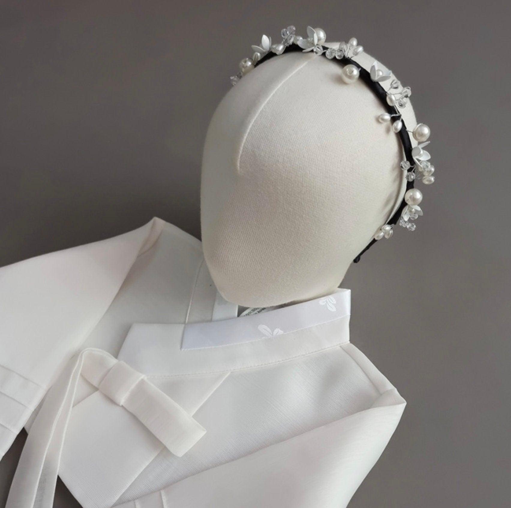 White Pearl Floral Headband - Native Korean