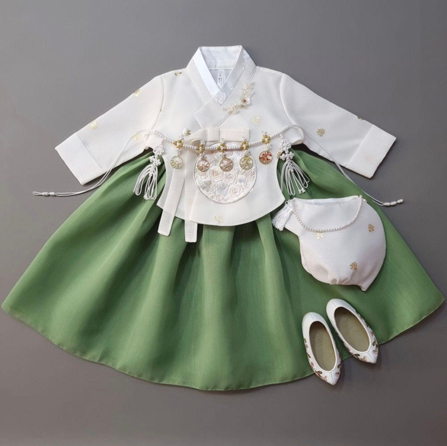 Yebon Ivory Green Girl Hanbok (100D-12YR) - Native Korean