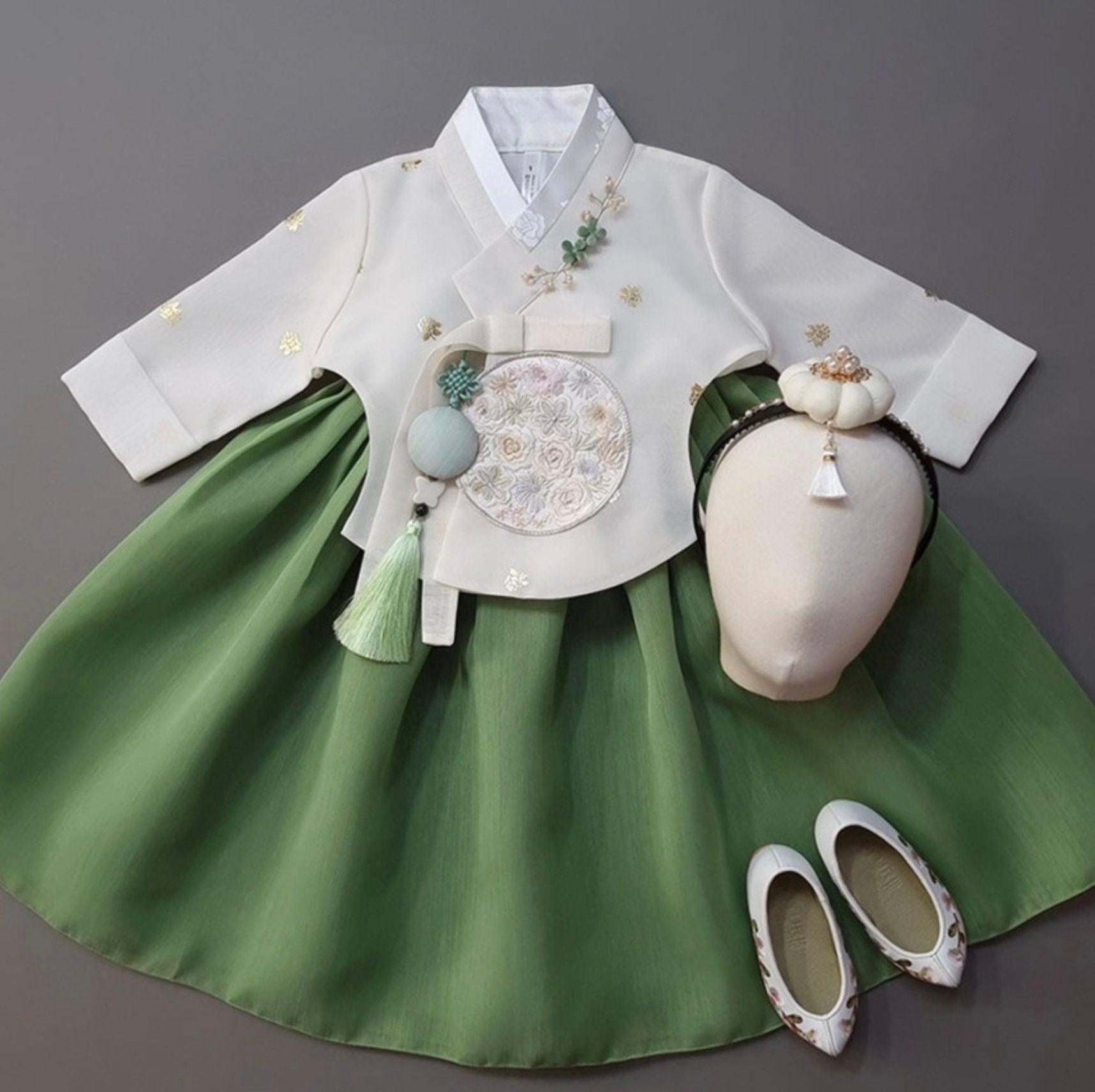 Yebon Ivory Green Girl Hanbok (100D-12YR) - Native Korean