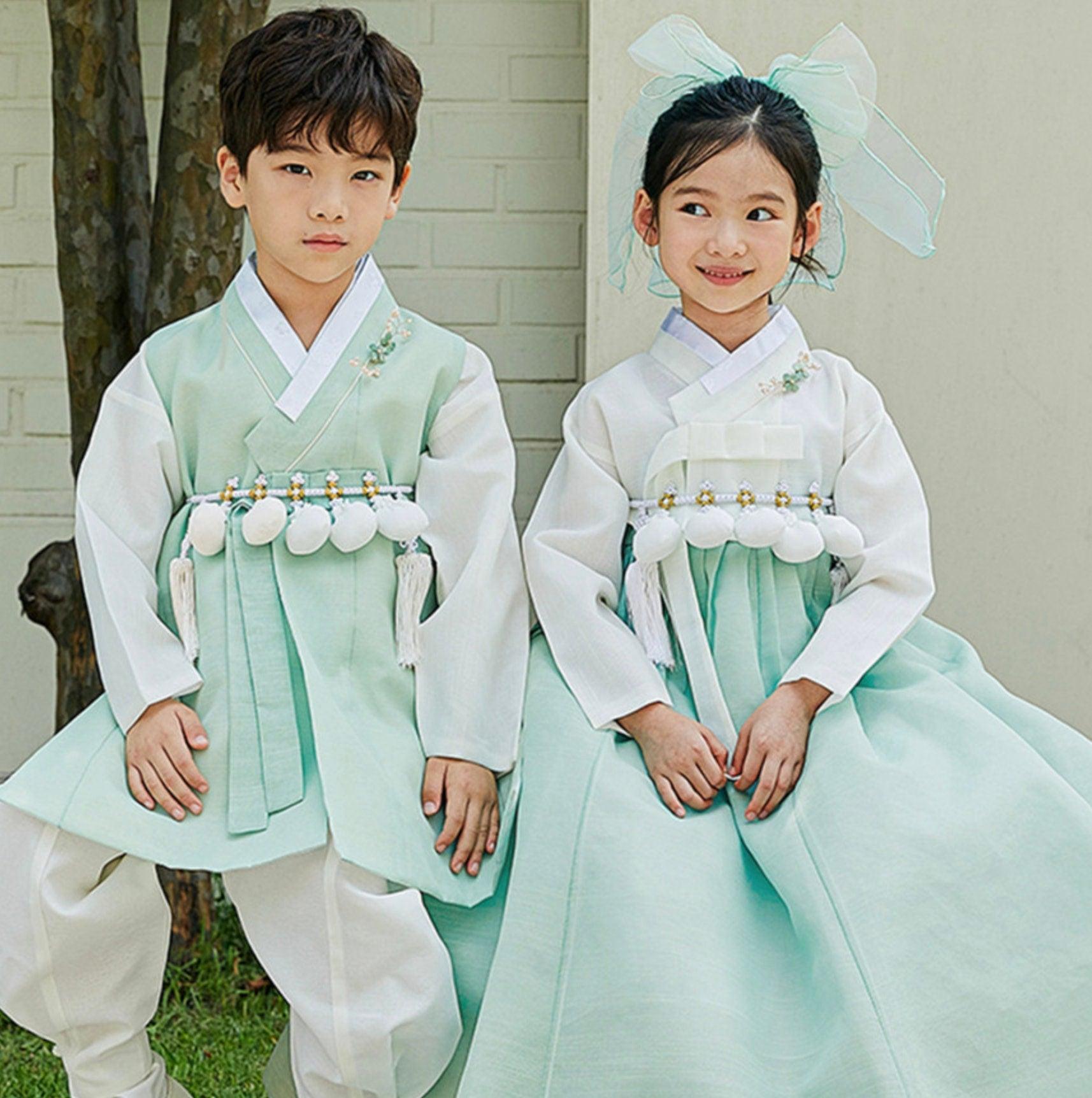 Yedong Solid Mint Girl Hanbok (100D-10YR) - Native Korean