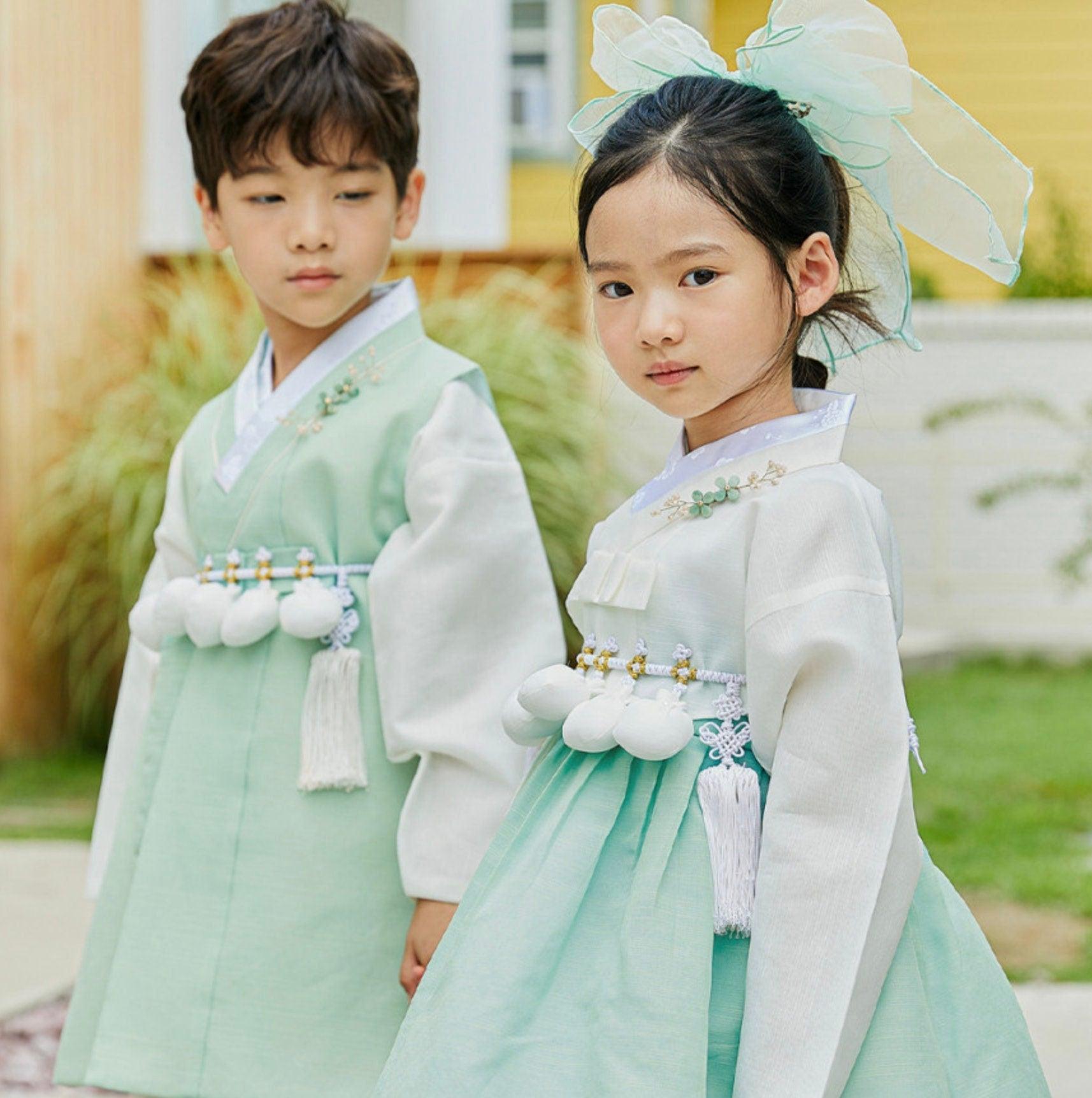 Yedong Solid Mint Girl Hanbok (100D-10YR) - Native Korean