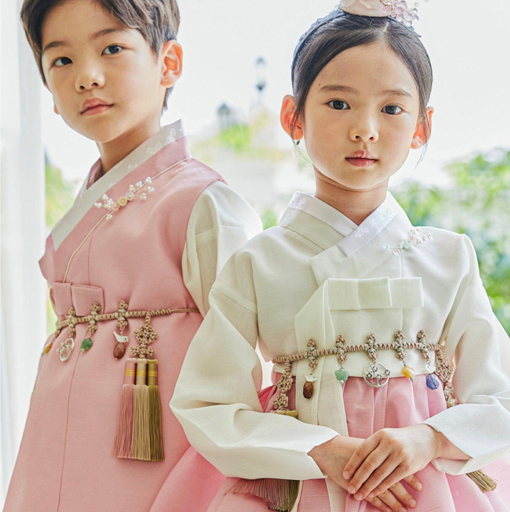 Yedong Solid Pink Girl Hanbok (100D-10YR) - Native Korean