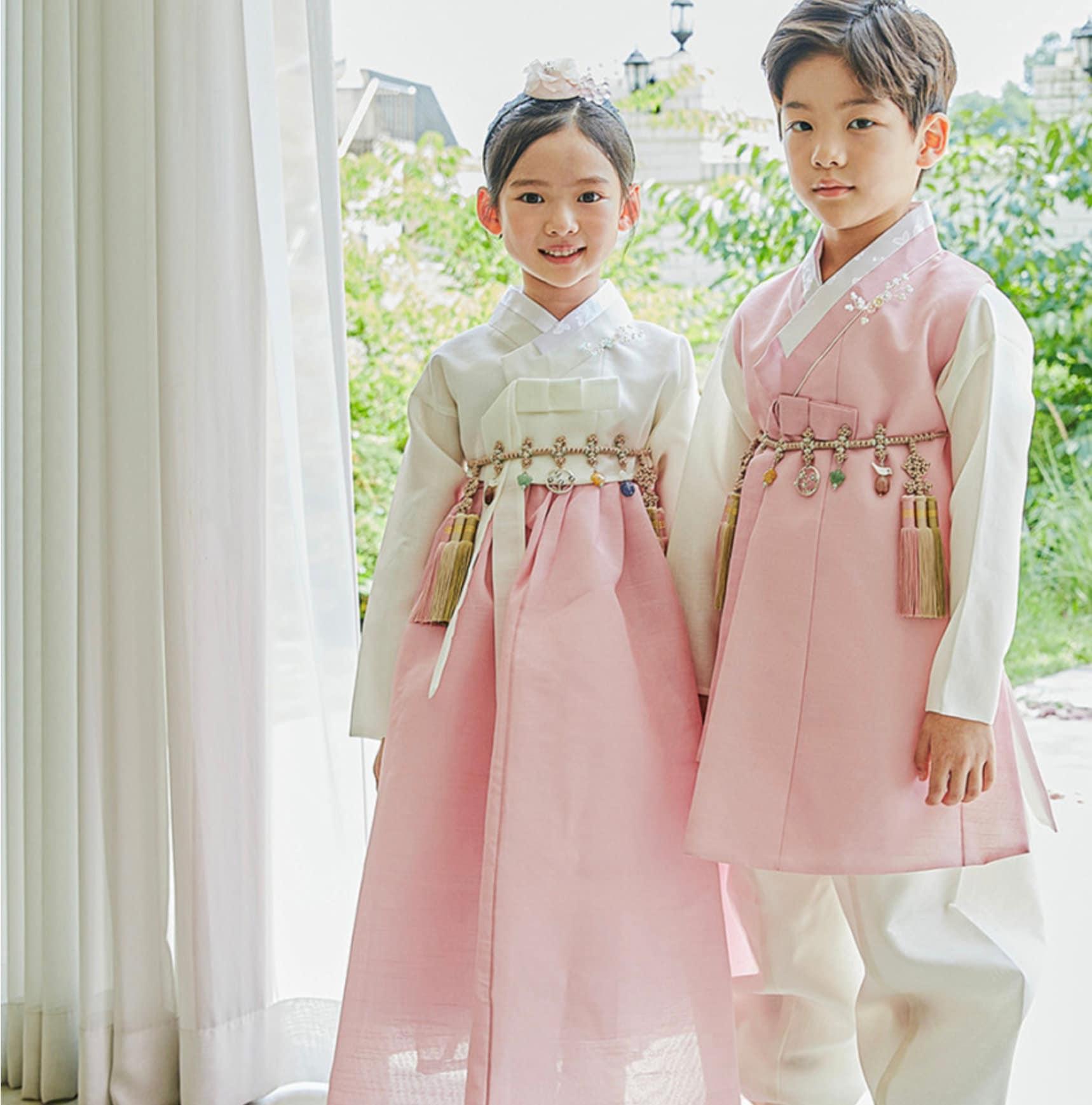 Yedong Solid Pink Girl Hanbok (100D-10YR) - Native Korean