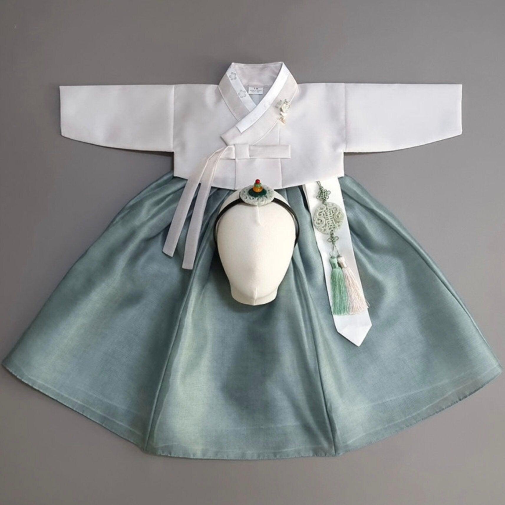 Yuhee Jeogori Green Girl Hanbok (100D-15YR) - Native Korean