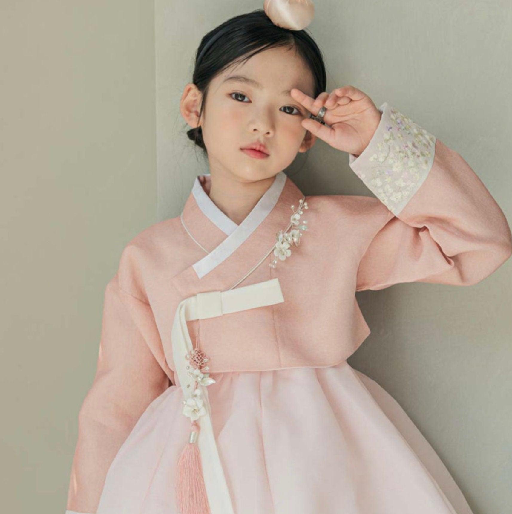 Yujin Coral L.Pink Girl Hanbok (100D-15YR) - Native Korean