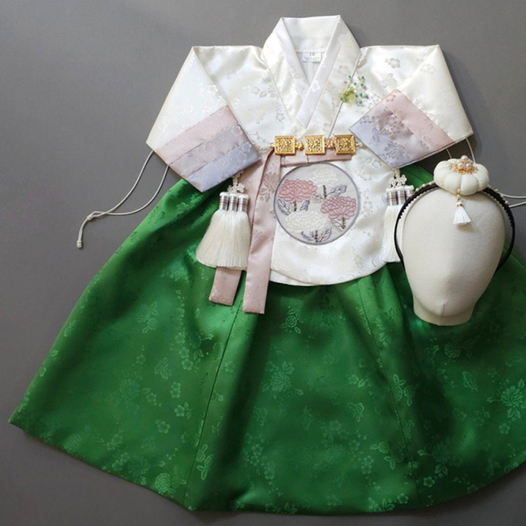 Yunjae Green Skirt Girl Hanbok (100D-15YR) - Native Korean