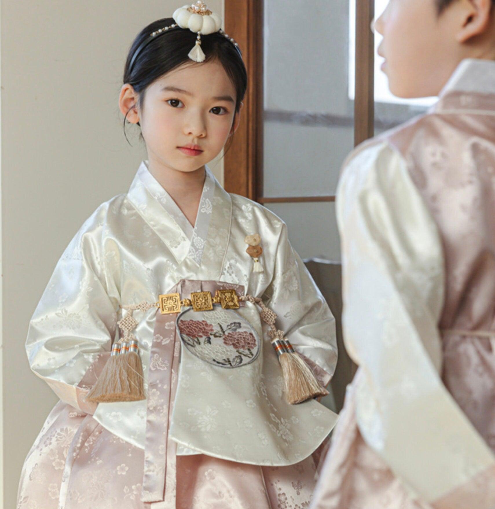 Yunjae Dangui B.Pink Girl Hanbok (100D-15YR) - Native Korean