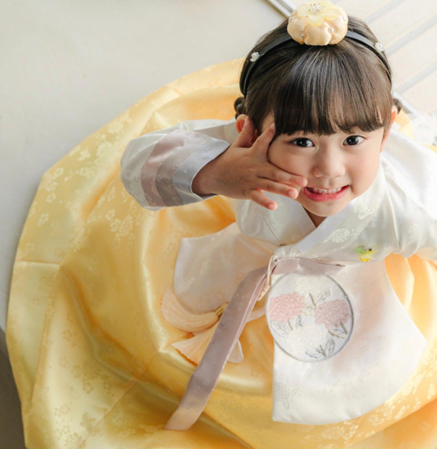 Yunjae Dangui Yellow Skirt Hanbok (100D-15YR) - Native Korean