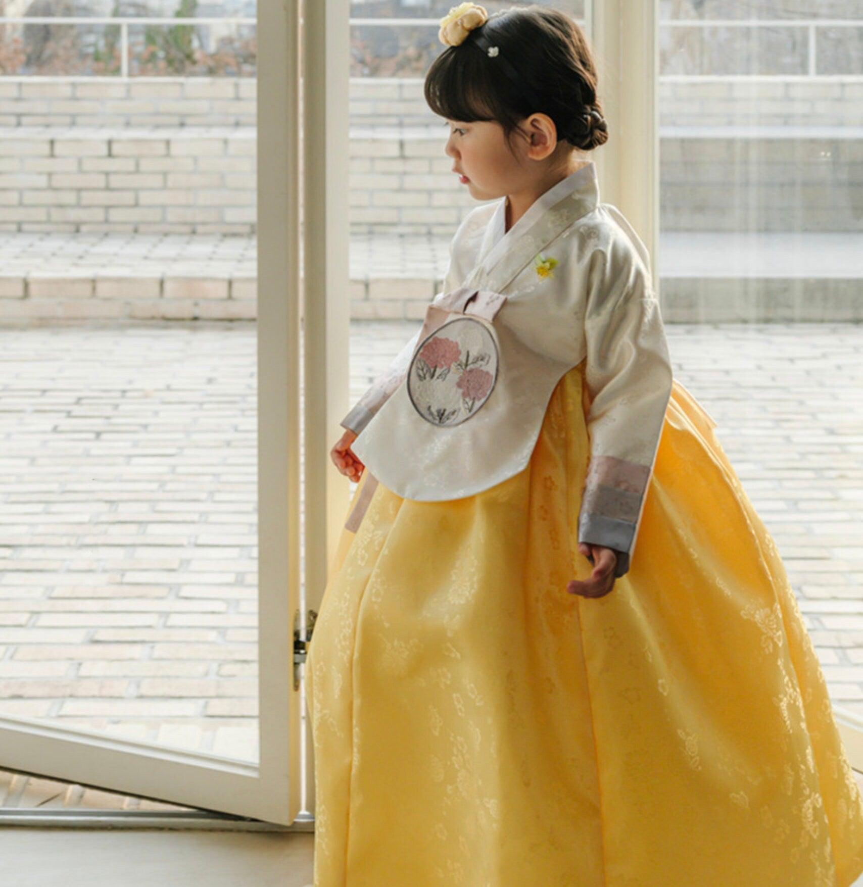 Yunjae Dangui Yellow Skirt Hanbok (100D-15YR) - Native Korean