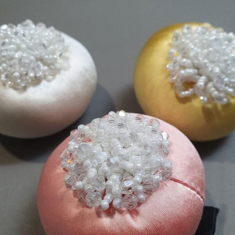 Beads Floral Cushion Hairpin - Native Korean