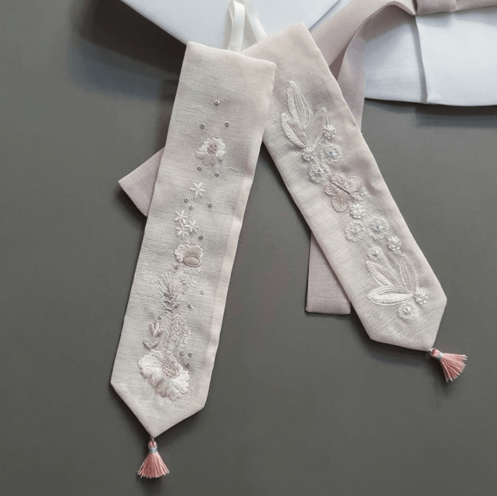 Beige Embroidery Ribbon - Native Korean