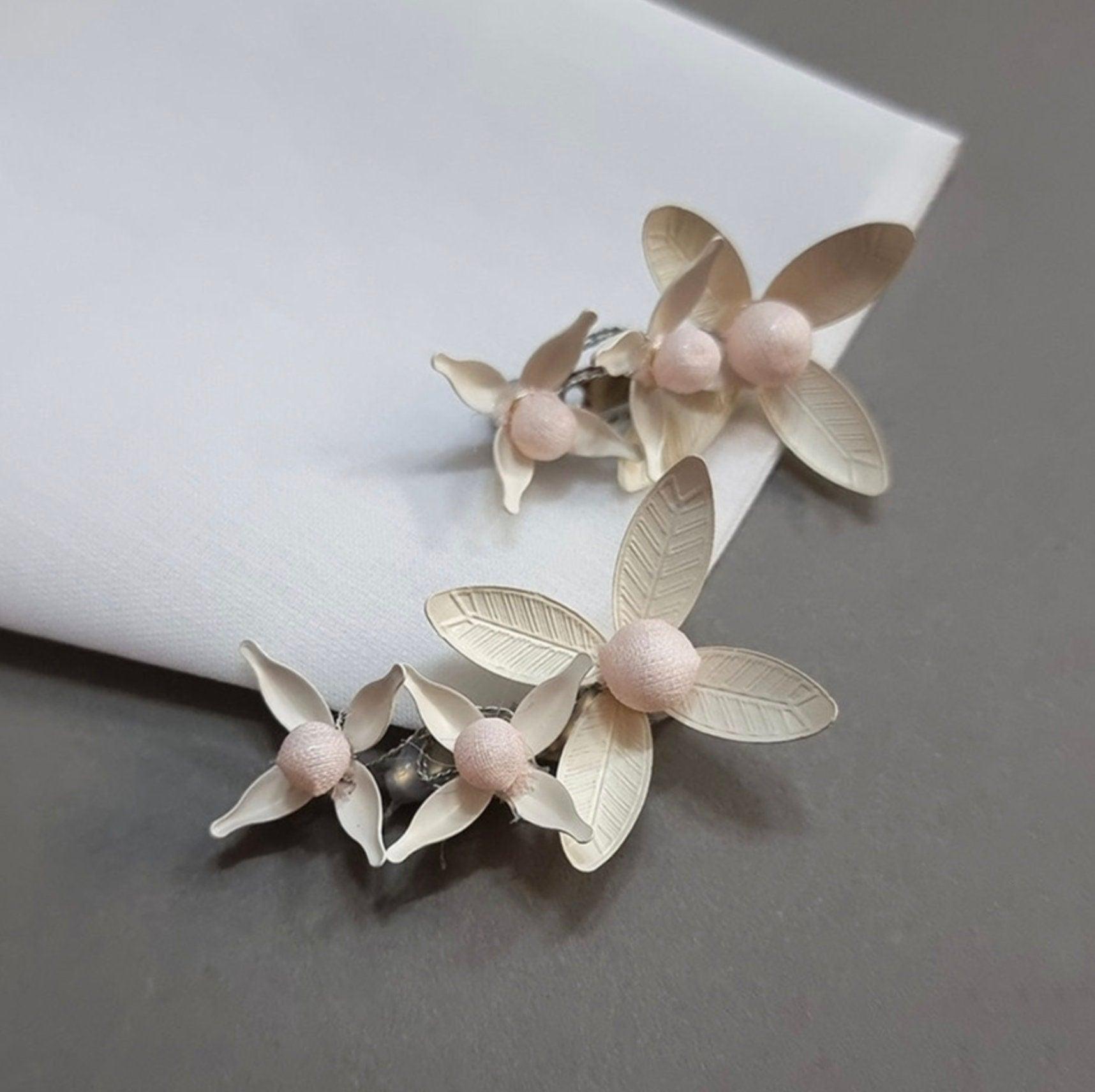 Beige Flower Brooch - Native Korean