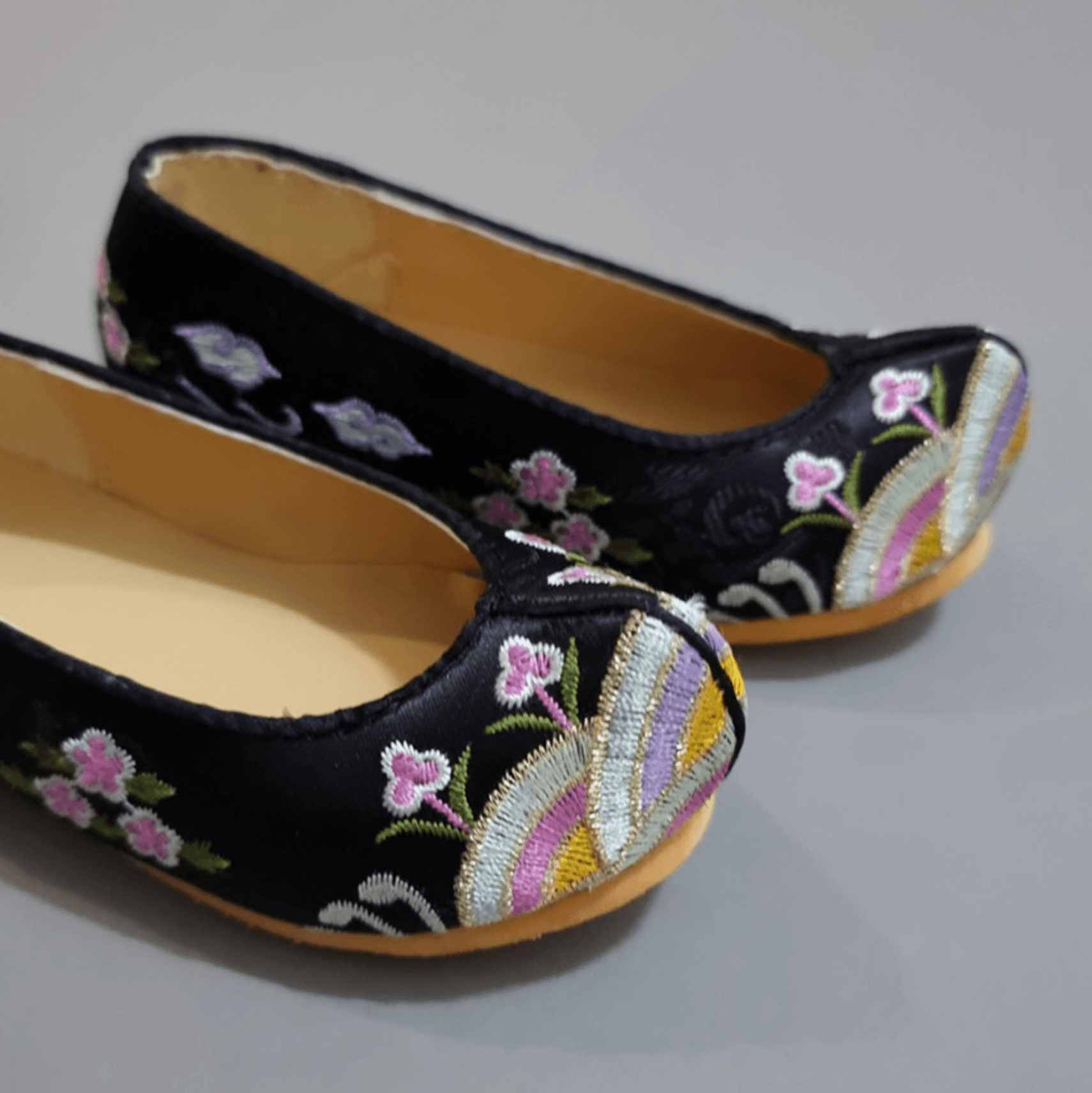 Black Floral Girl Hanbok Shoes (130~140mm) - Native Korean