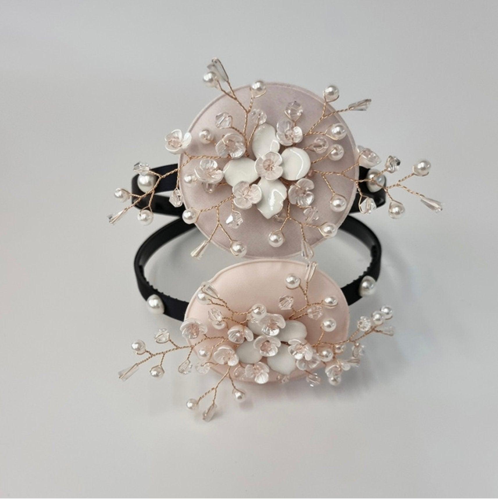Blossoms White Flower Headband - Native Korean