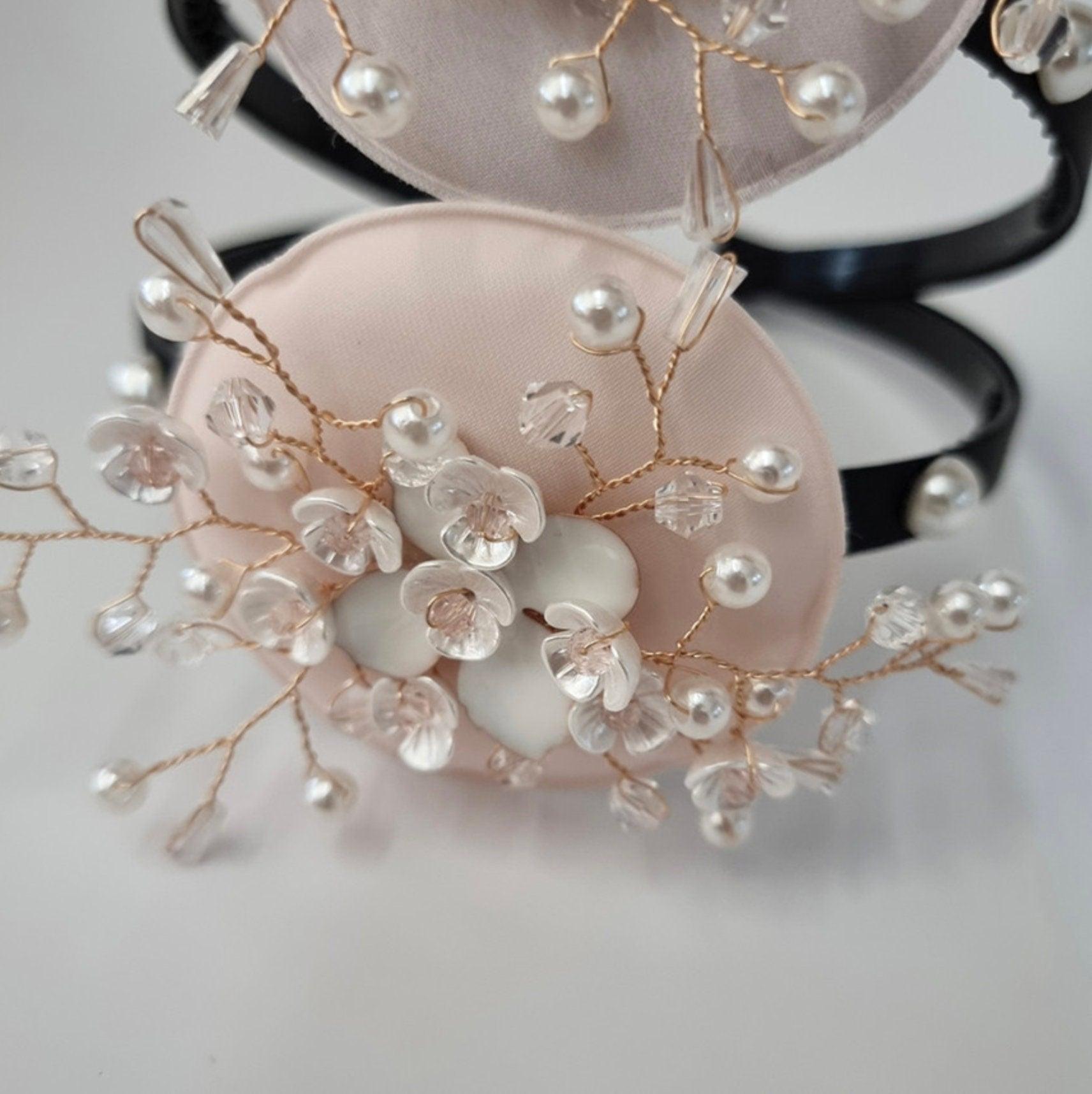 Blossoms White Flower Headband - Native Korean
