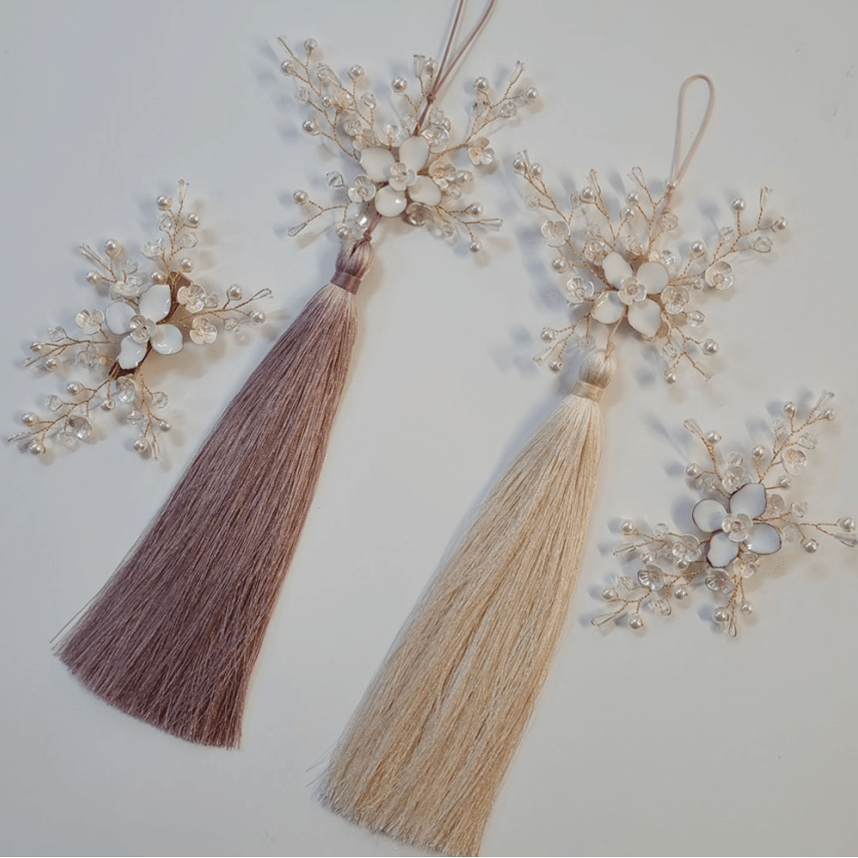 Blossoms White Flower Tassel Norigae - Native Korean