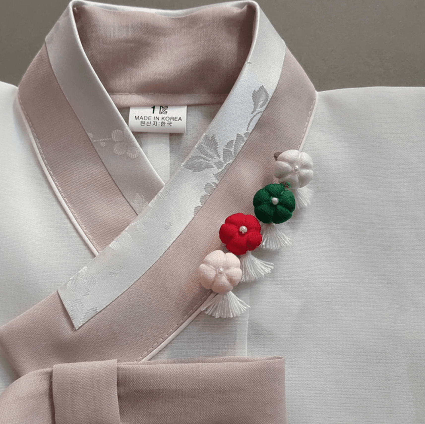 Cute Pumpkin Brooch - Native Korean
