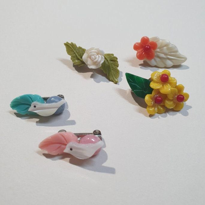 Cute Stone Brooch (5 styles) - Native Korean