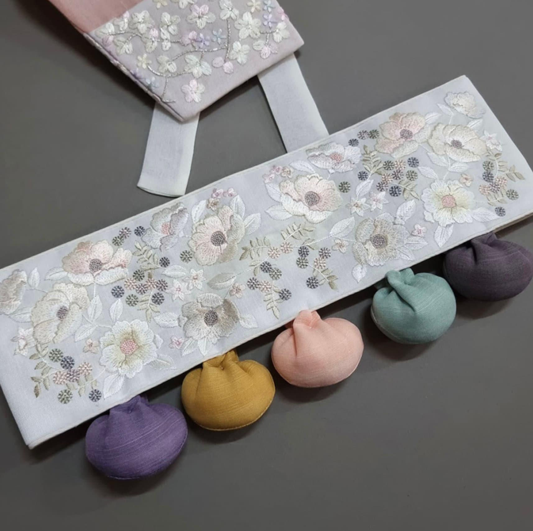 Floral Dol Belt - Native Korean