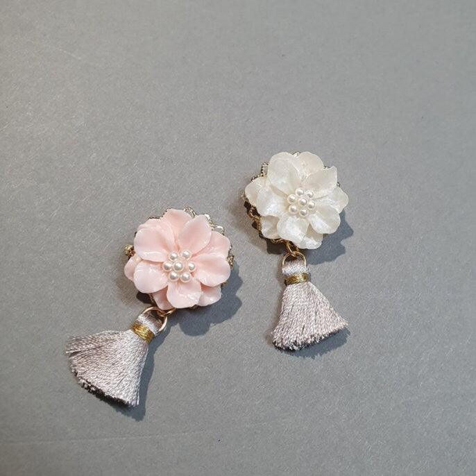 Flower Tassel Brooch - Native Korean