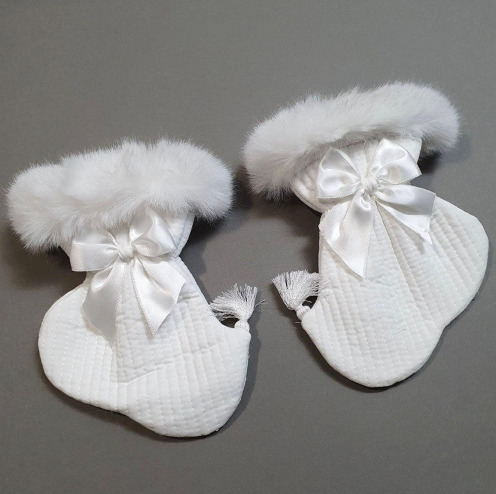 Fur Ribbon Hanbok Socks - Native Korean