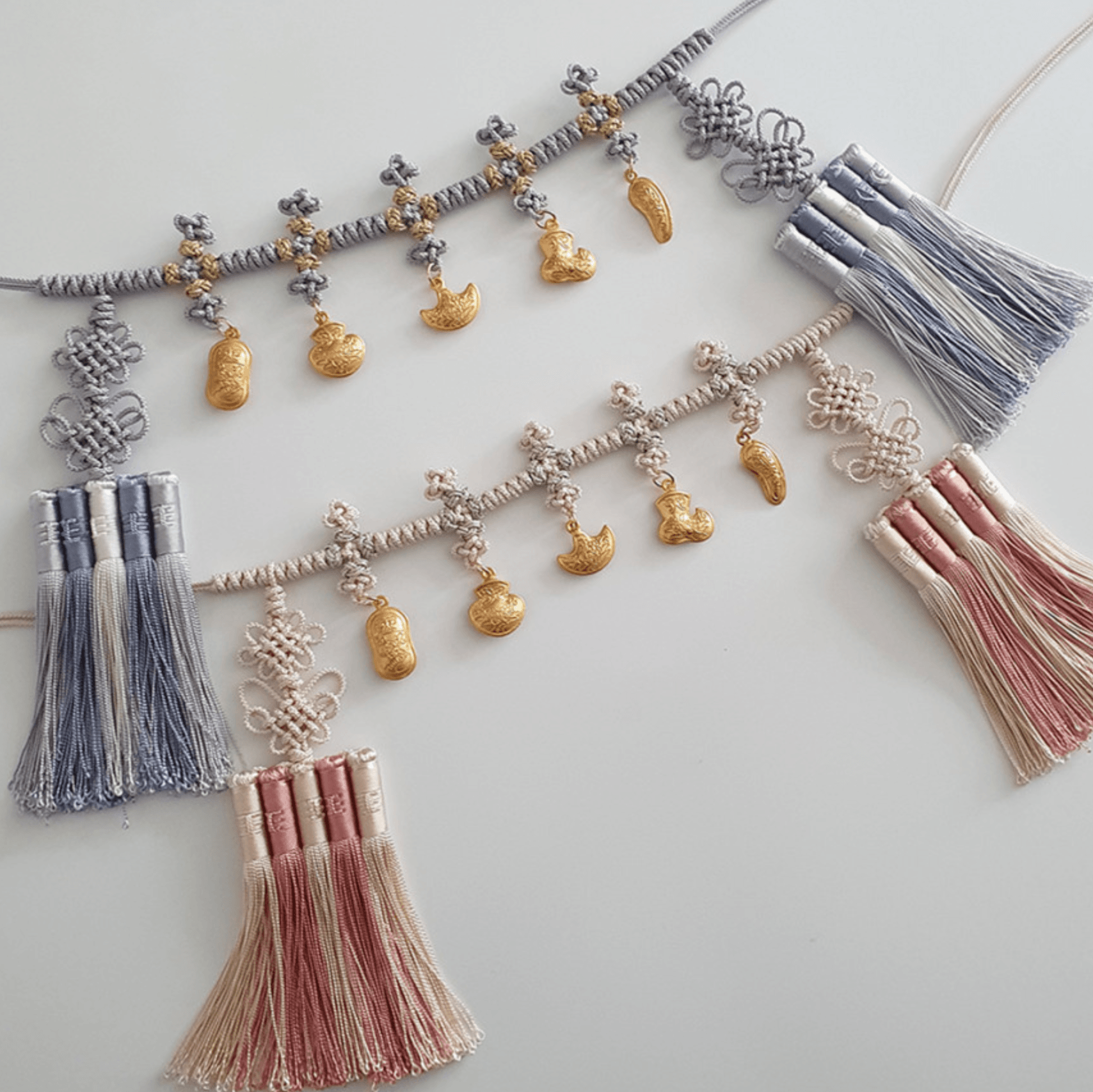 Gold Ornaments Two-Tones Tassel Belt - Native Korean